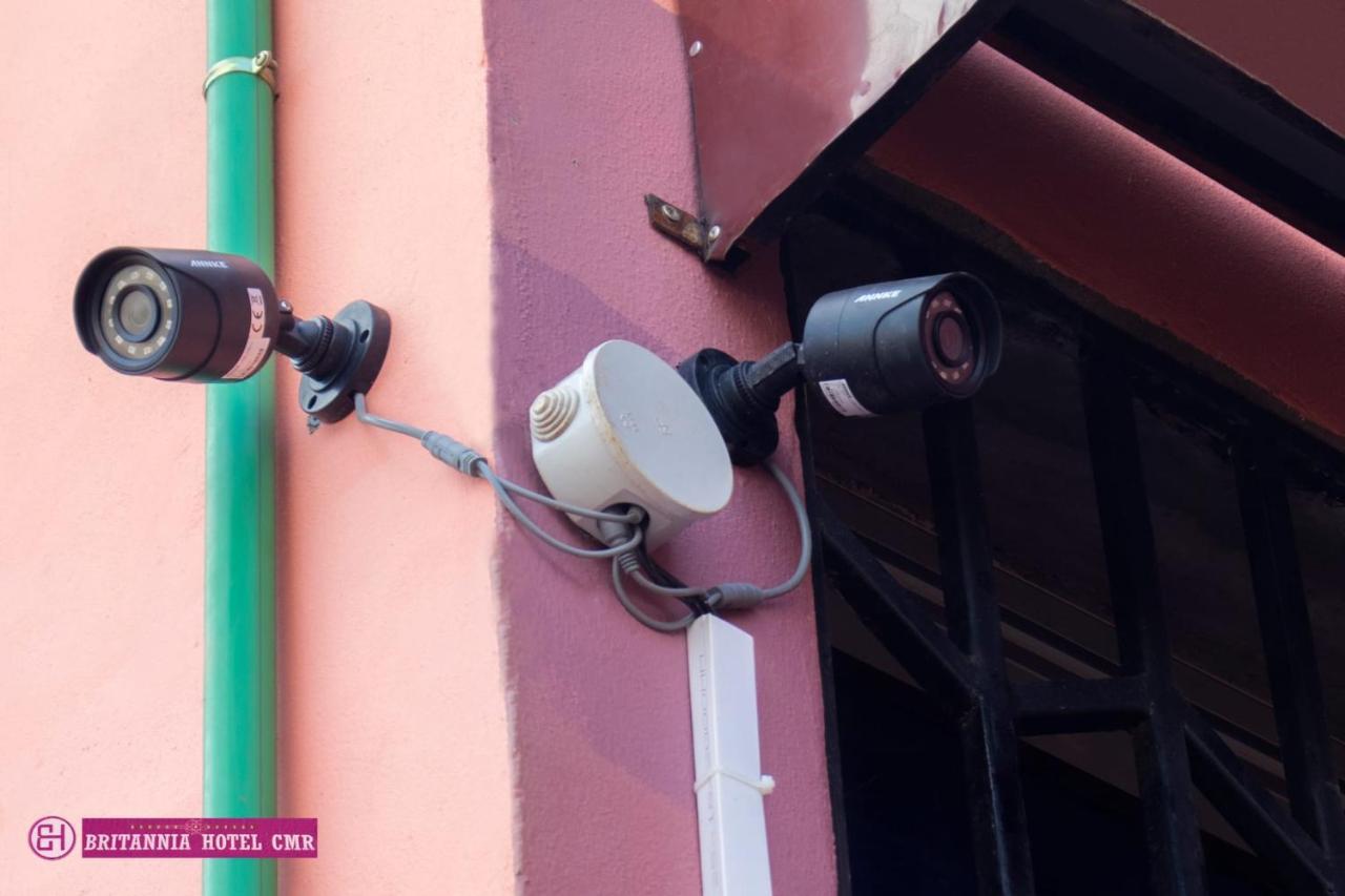 Britannia Hotel Cmr Yaounde Exterior photo