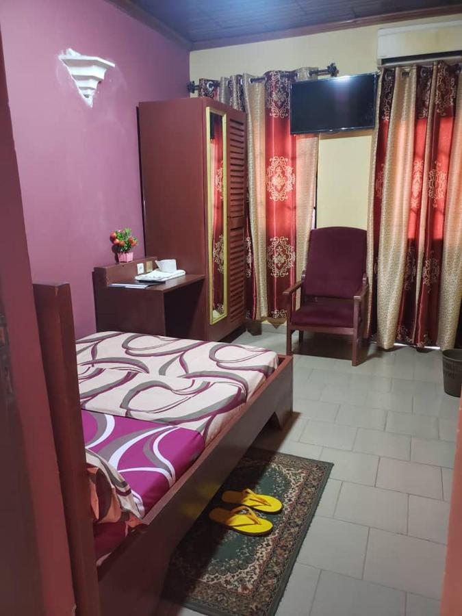 Britannia Hotel Cmr Yaounde Exterior photo