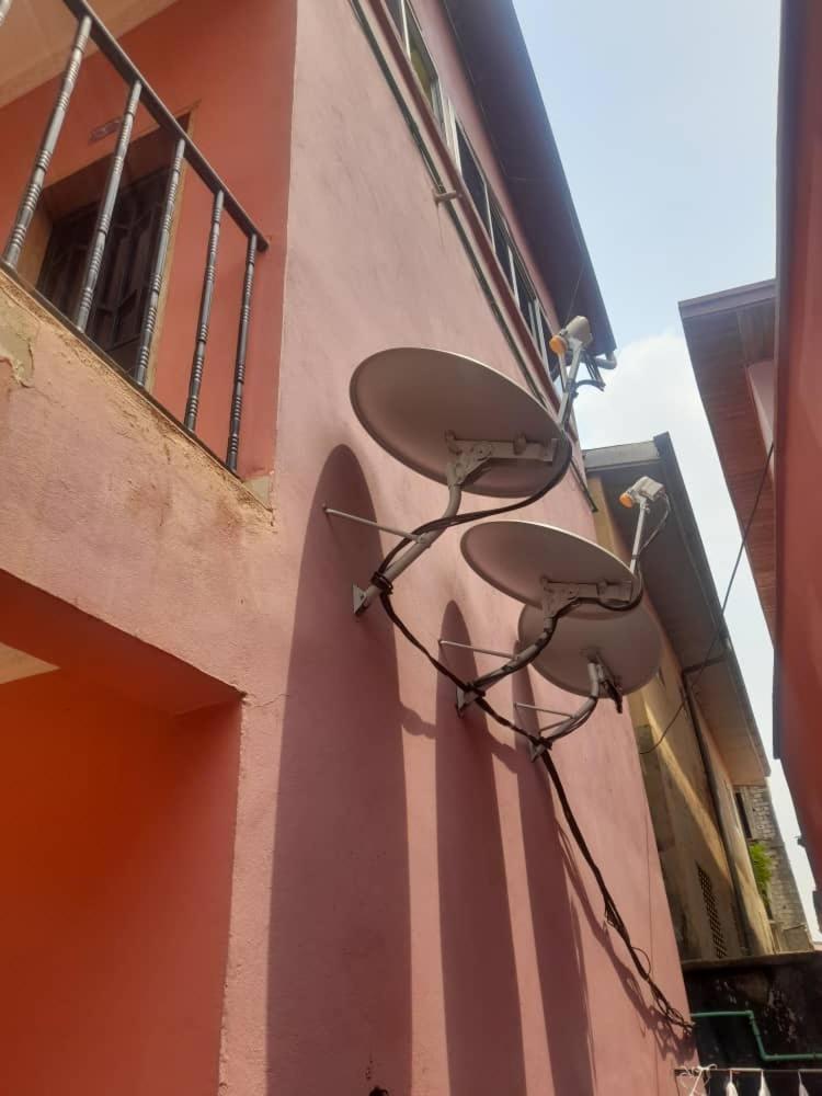 Britannia Hotel Cmr Yaounde Exterior photo